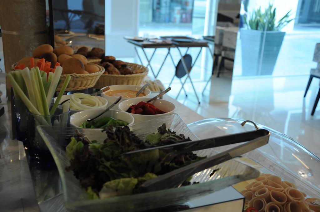 Damas Suites & Residences Kuala Lumpur Ngoại thất bức ảnh
