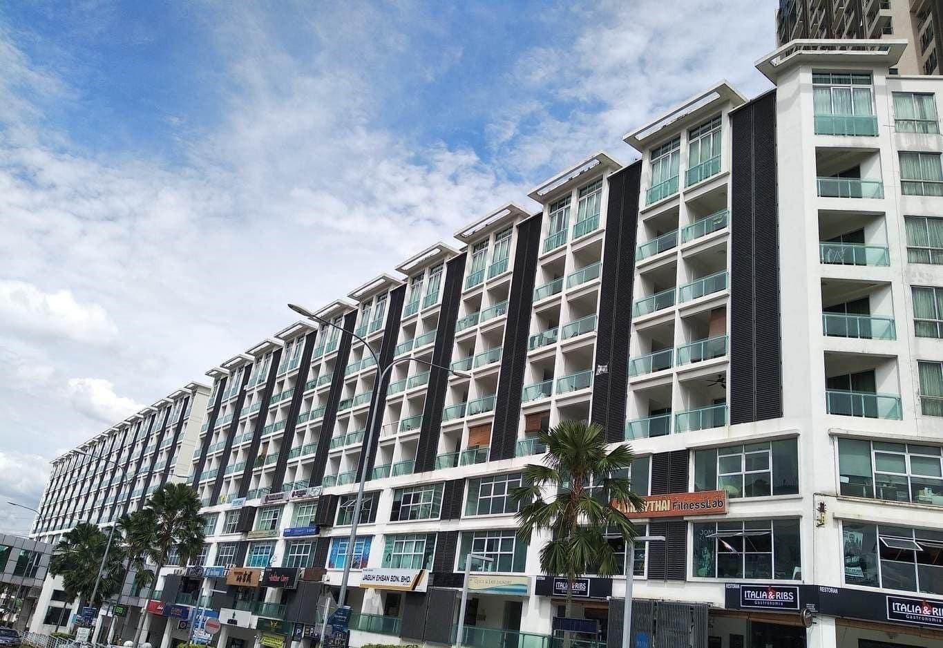 Damas Suites & Residences Kuala Lumpur Ngoại thất bức ảnh